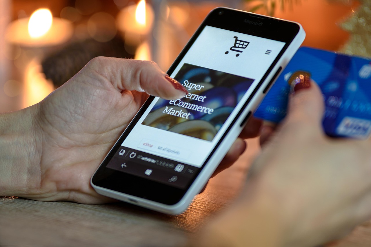 telefon microsoft z ikoną e-commerce
